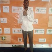 Etudiant, diplômé d'une Licence en Mathématiques, je suis actuellement en master 1 de Mathématiques option Probabilité et Statistique. Je donne des cours de mise à niveau aux élèves à domicile. j'ai également une petite expérience dans la dispense de cour